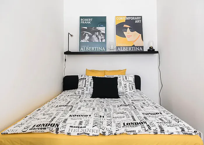 アパート Chic 2br Flat Near The Opera *