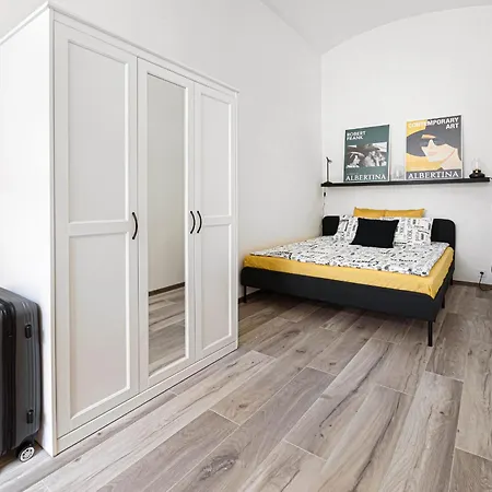 아파트 Chic 2br Flat Near The Opera *