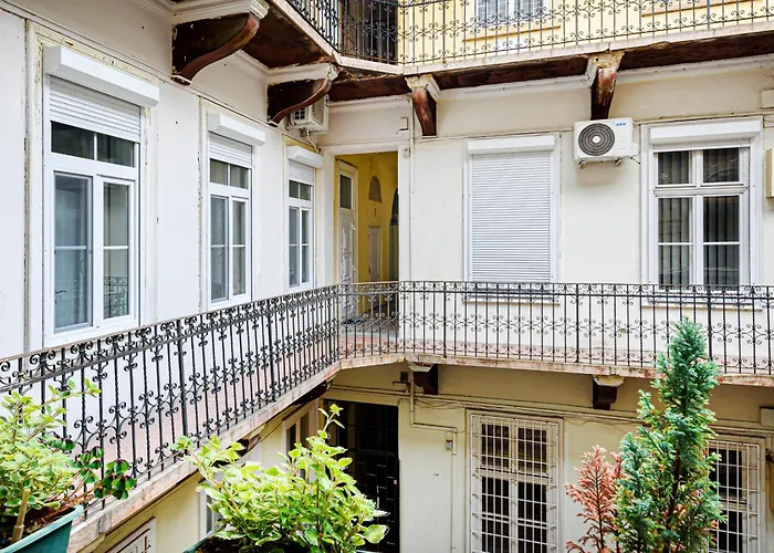 Daire Chic 2br Flat Near The Opera Budapeşte